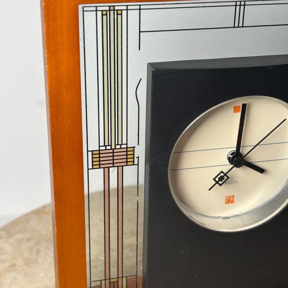 Bulova Frank Lloyd Wright Exhibition Table Clock Brown Wood Glass Mission FLAW